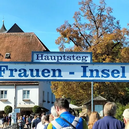 Feriennest Chiemseeglueck Appartement Übersee